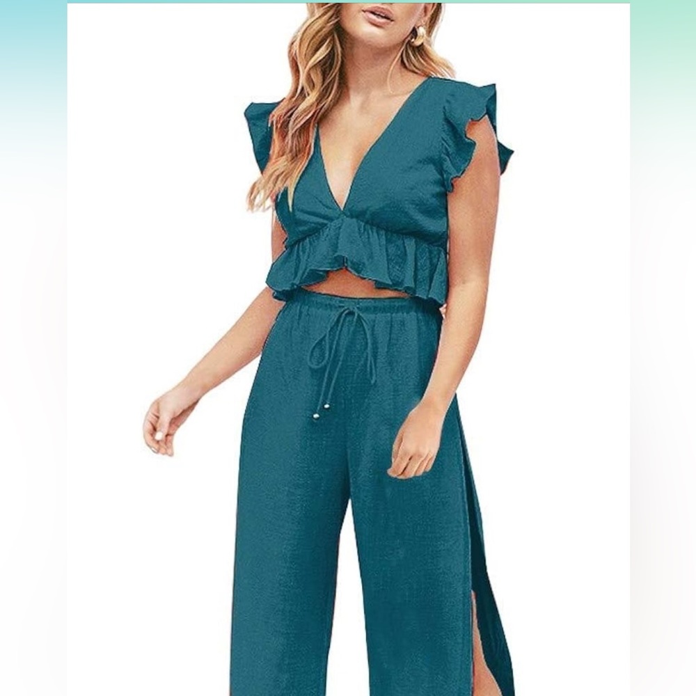 2-Piece Set: V-Neck Top, Wide Leg Bottoms